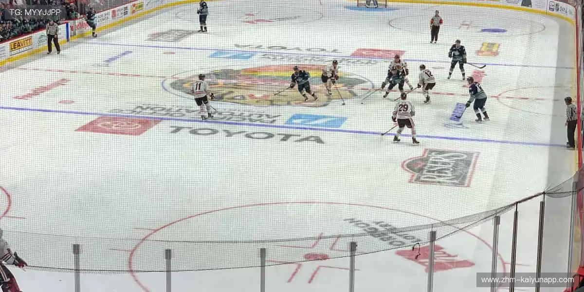 🚴 运动不止,探索无限可能,从一双专业跑鞋开始!👟